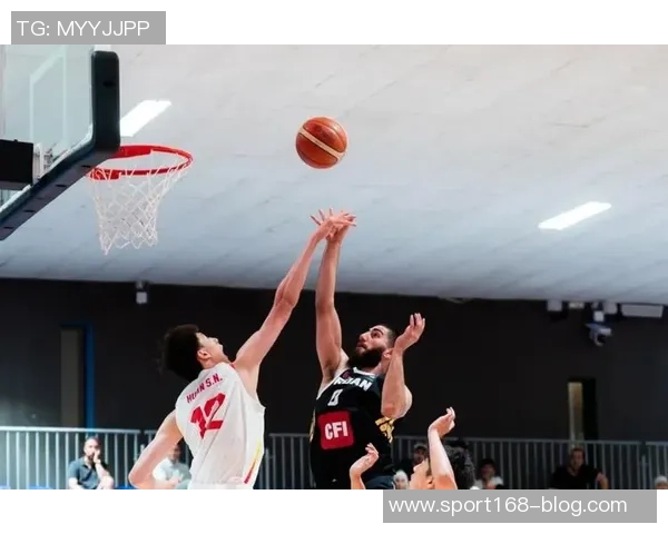 张博源全场最高31分表现抢眼22投11中并贡献9板2助2帽展现全面能力