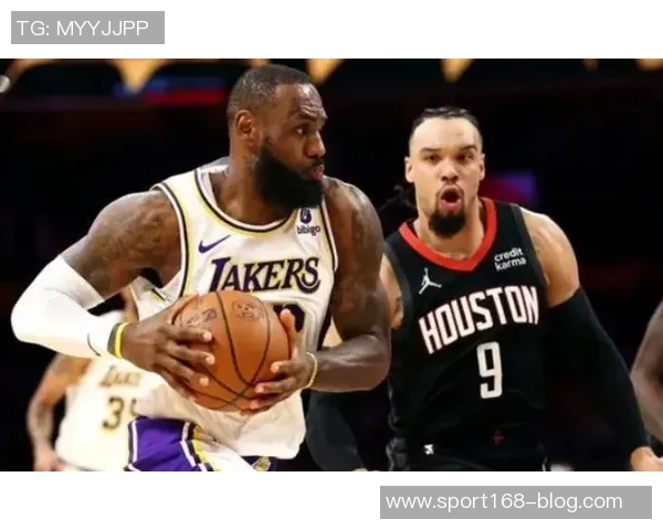 狄龙幽默回应总经理期望称下场比赛要抢回十个篮板 狄龙幽默回应总经理期望称下场比赛要抢回十个篮板